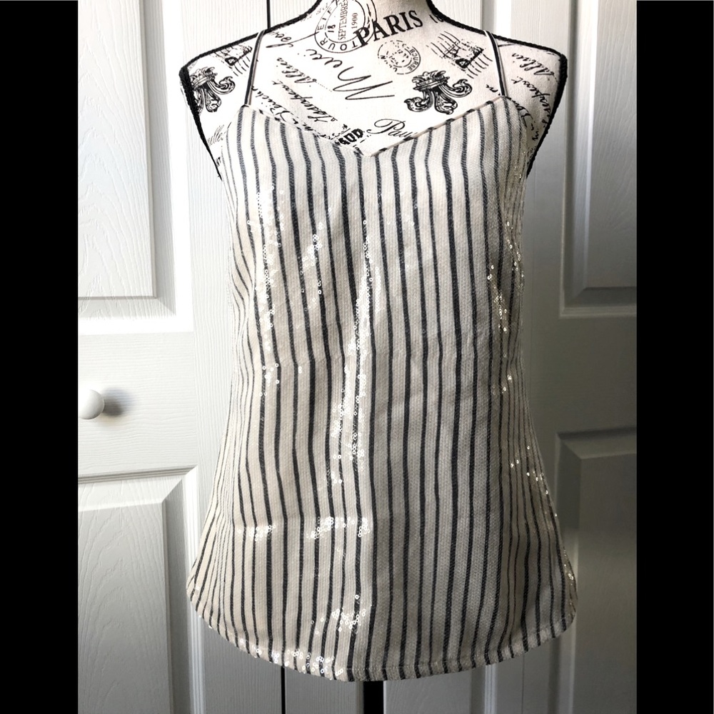 ⭐️Banana Republic sequin T-back top